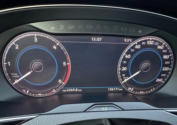 Volkswagen Passat cena 84900 przebieg: 135690, rok produkcji 2019 z Cybinka małe 121
